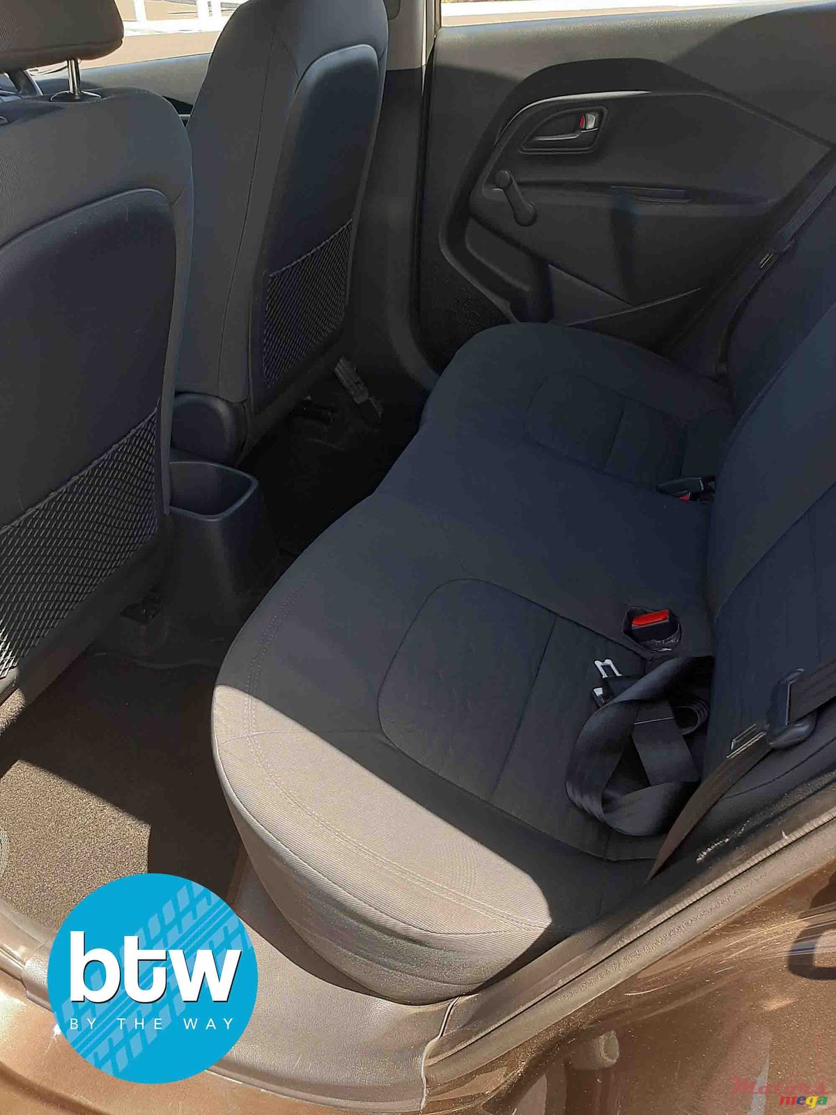 2014' Kia Rio photo #4