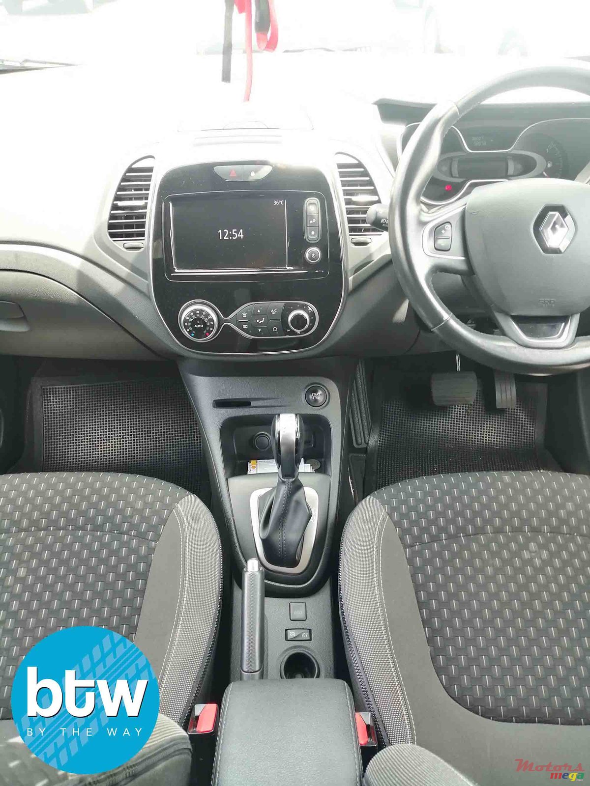 2017' Renault Captur 1.2 Turbo Automatic photo #5