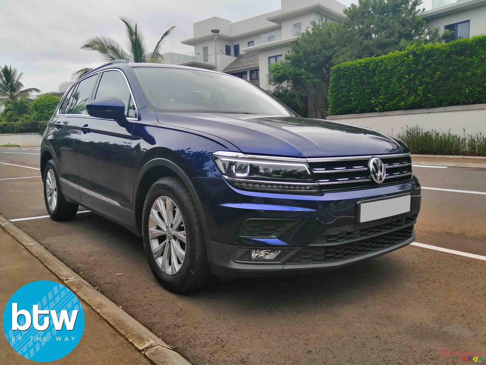 2018' Volkswagen Tiguan CL TSI photo #1