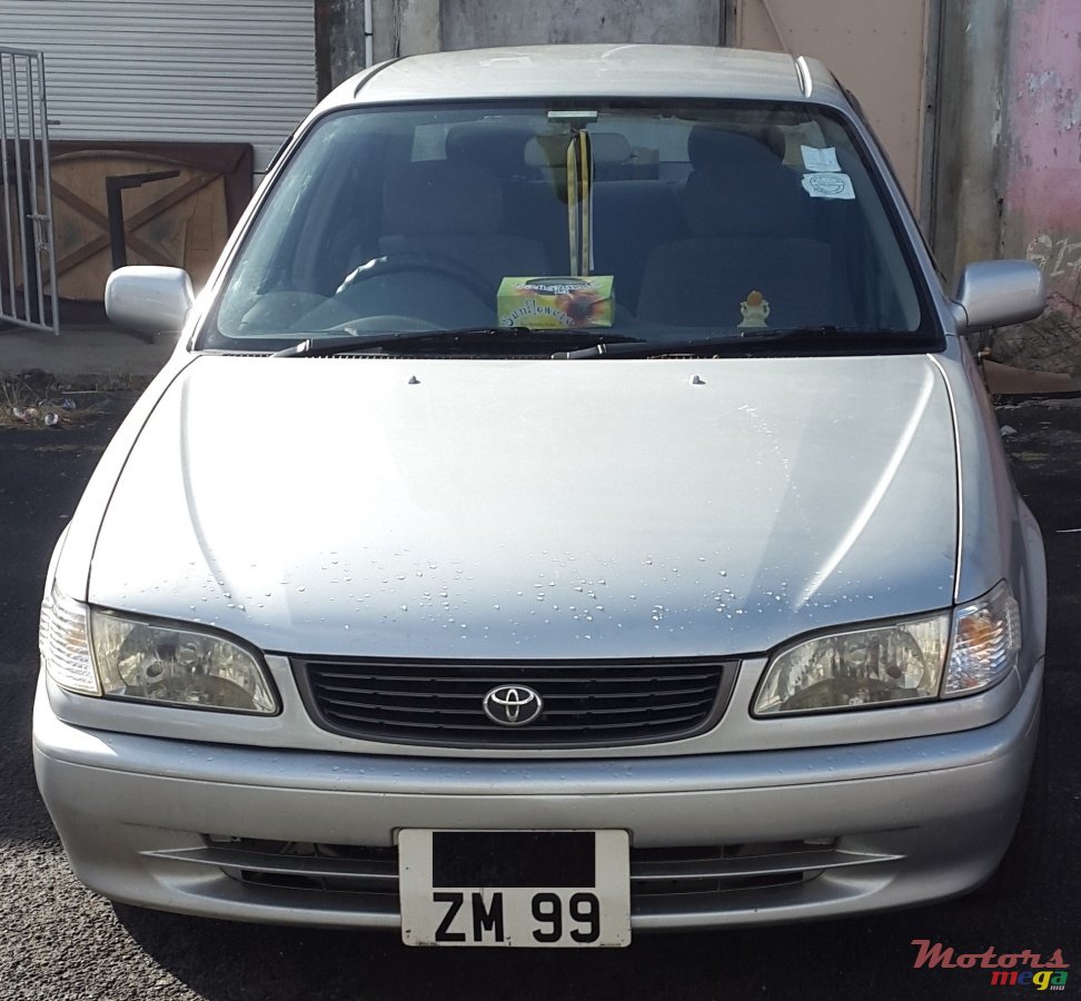 1999' Toyota Corolla photo #2