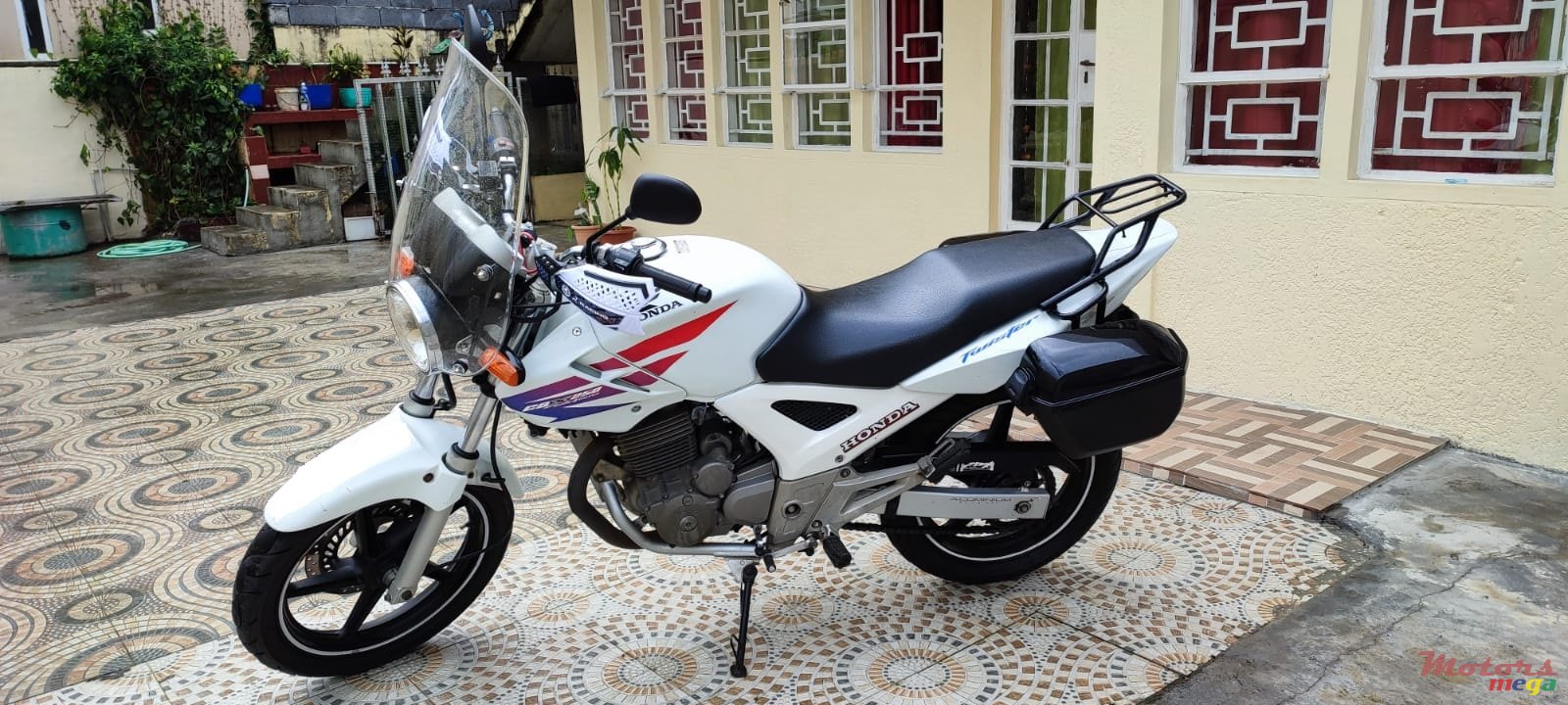 2021' Honda Twister photo #2