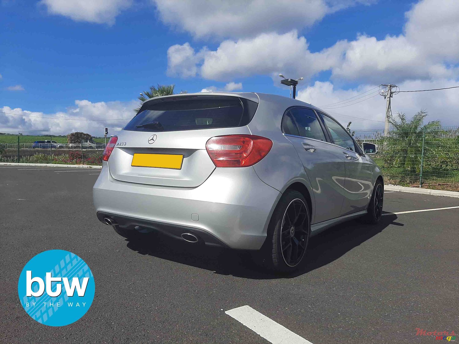 2014' Mercedes-Benz A 200 photo #3