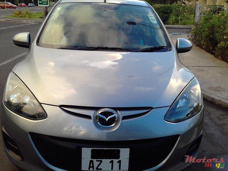 2011' Mazda Demio photo #5