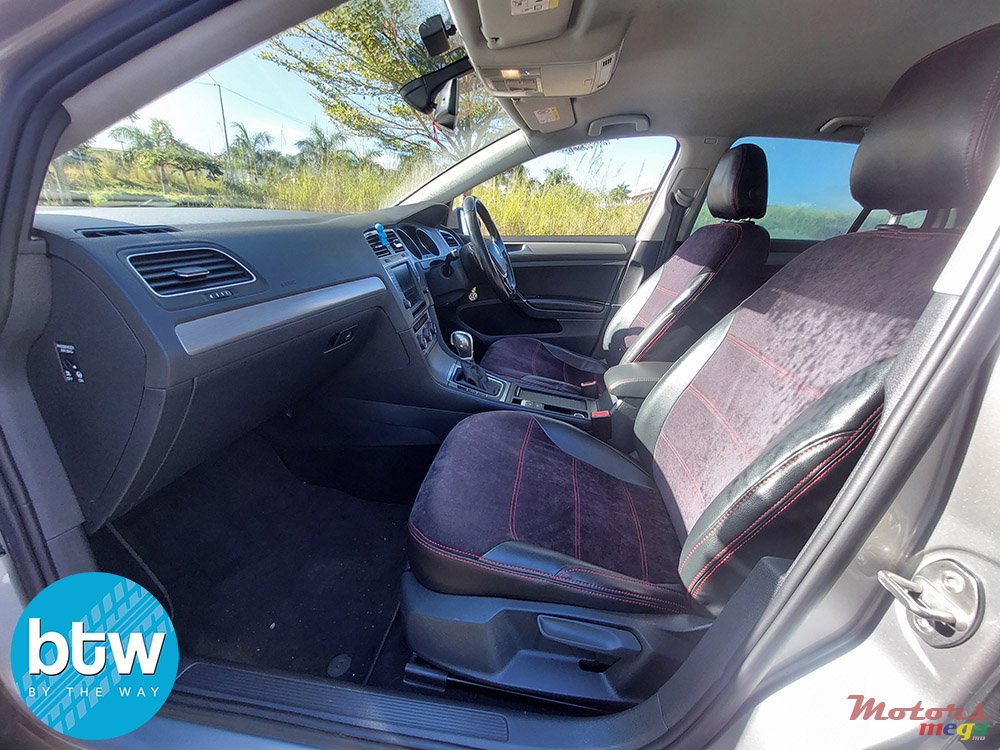 2015' Volkswagen Golf VII photo #4