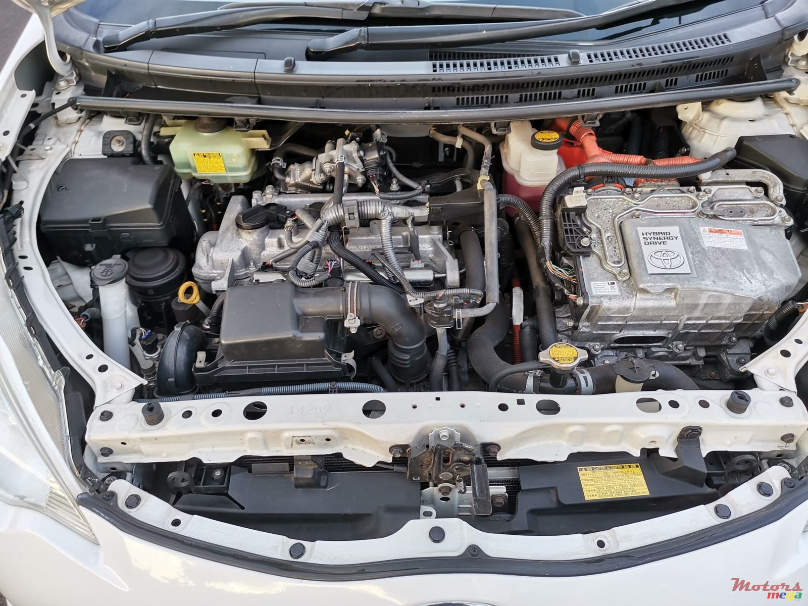 2013' Toyota Aqua photo #7