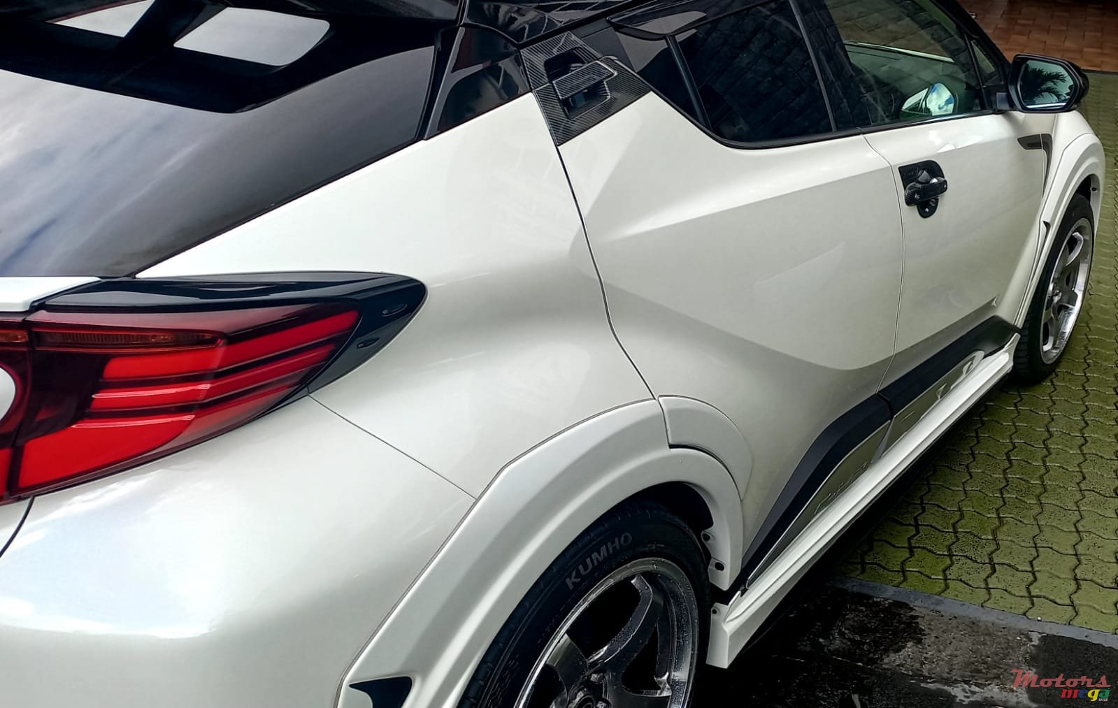 2021' Toyota C-HR photo #4