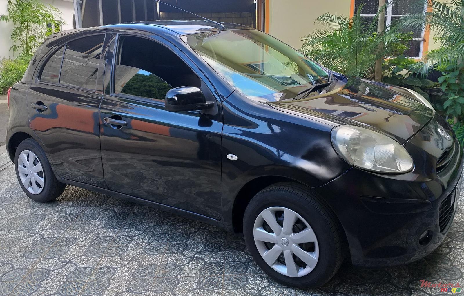 2012' Nissan March photo #2