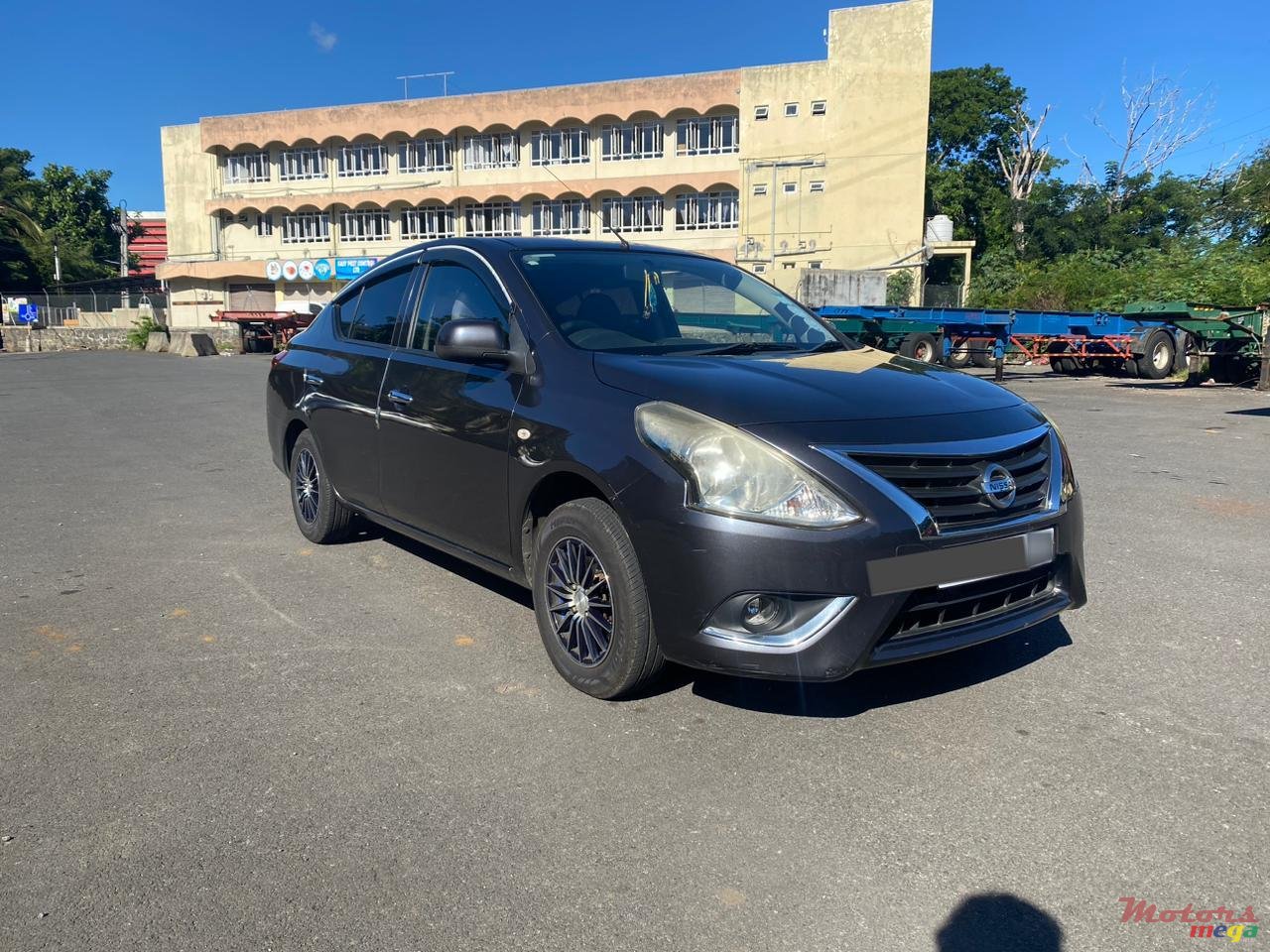 2015' Nissan Almera photo #3