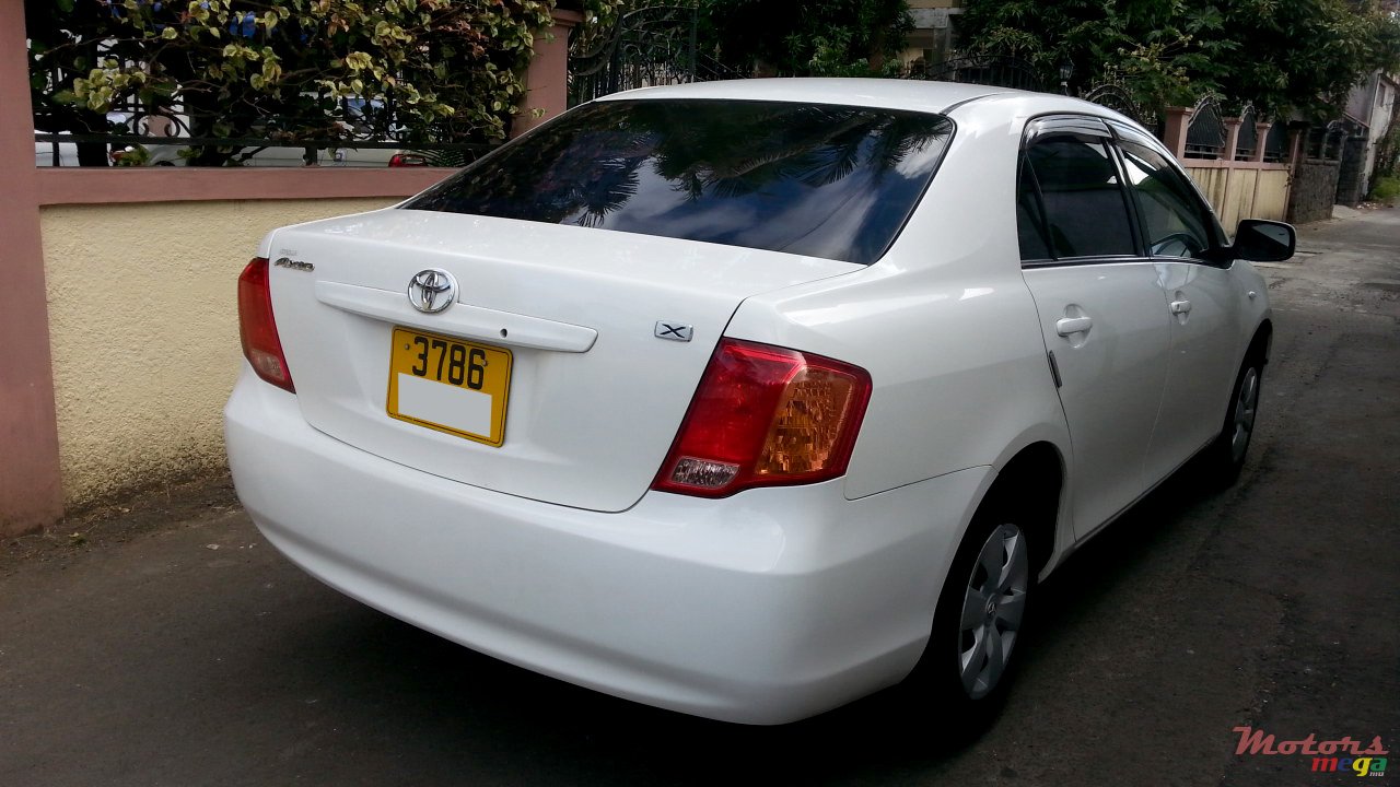 2007' Toyota Axio photo #1