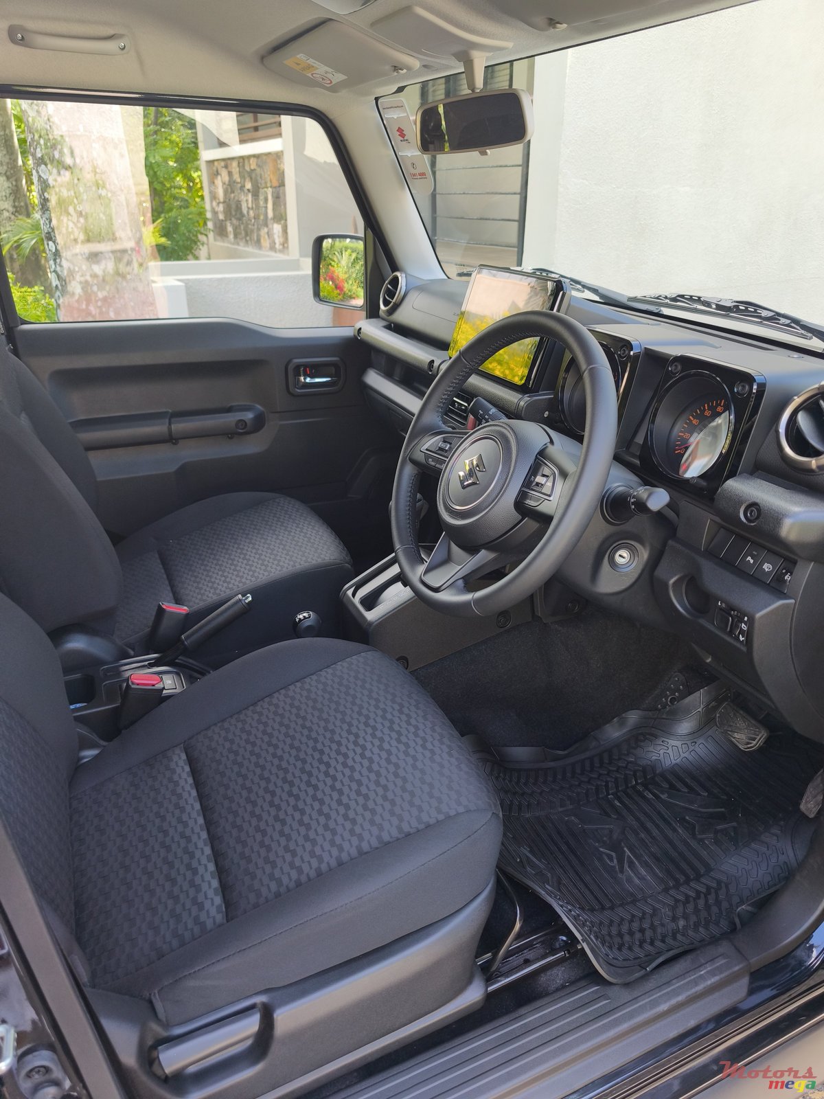 2025' Suzuki Jimny GLX photo #5