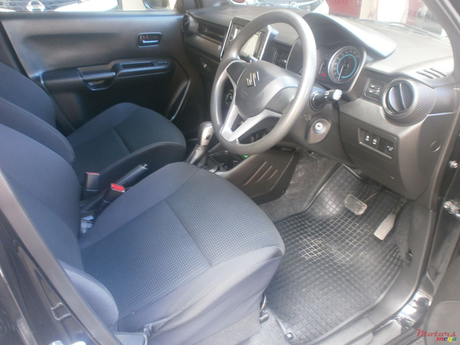 2017' Suzuki Ignis photo #2