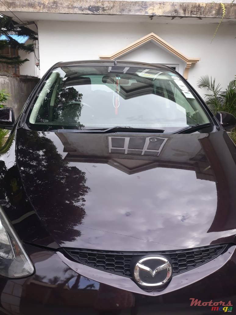 2010' Mazda Demio photo #2