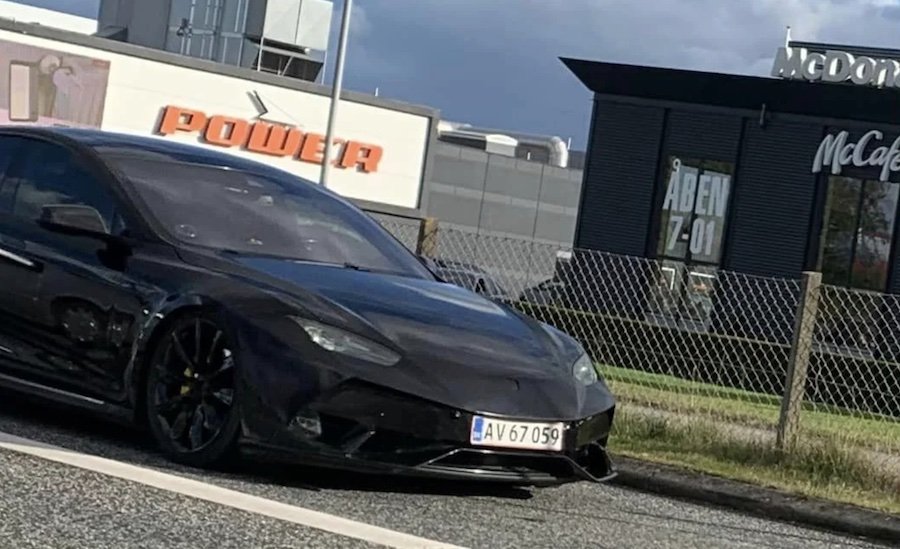 Someone Transformed A Tesla Model S With A Lambo Huracan Front End