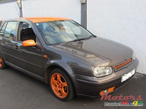 1999' Volkswagen Golf photo #1