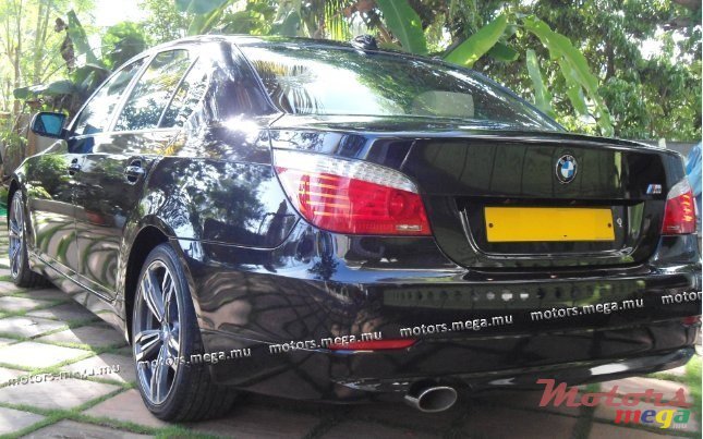 2008' BMW 520i photo #3