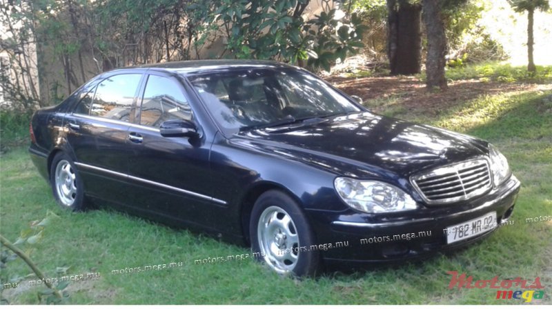 2002' Mercedes-Benz 320 photo #1