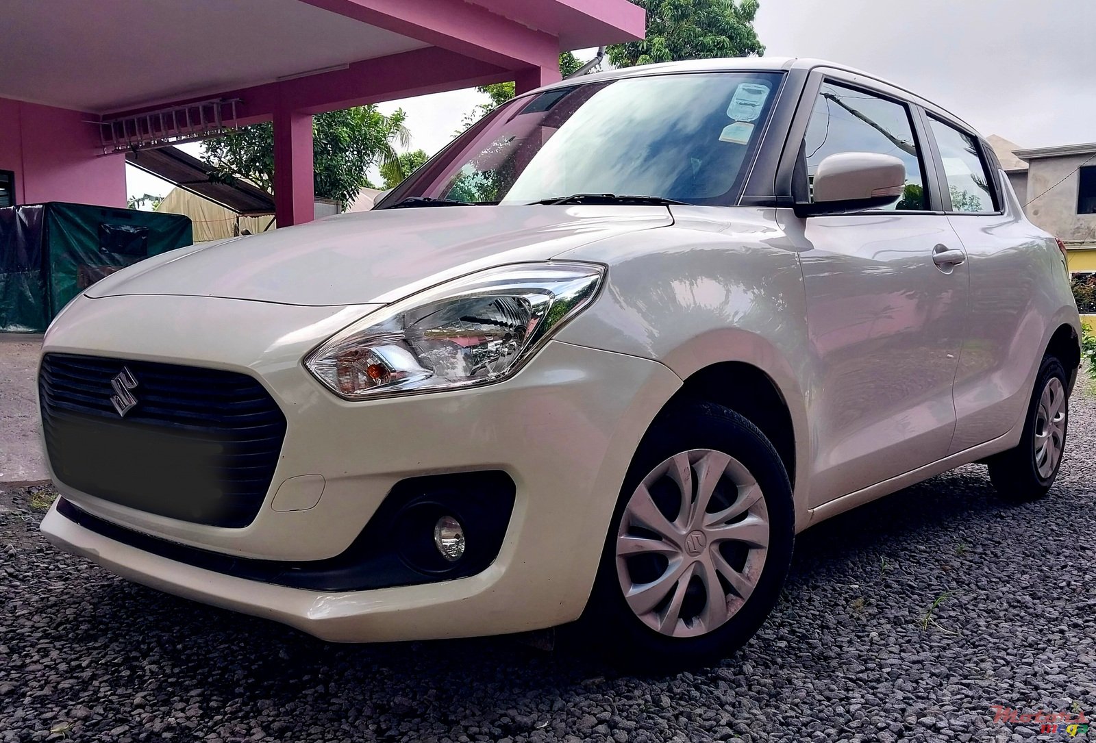 2018' Suzuki Swift photo #1