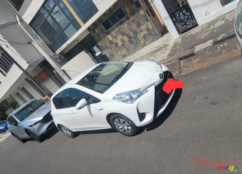 2020' Toyota Vitz photo #1