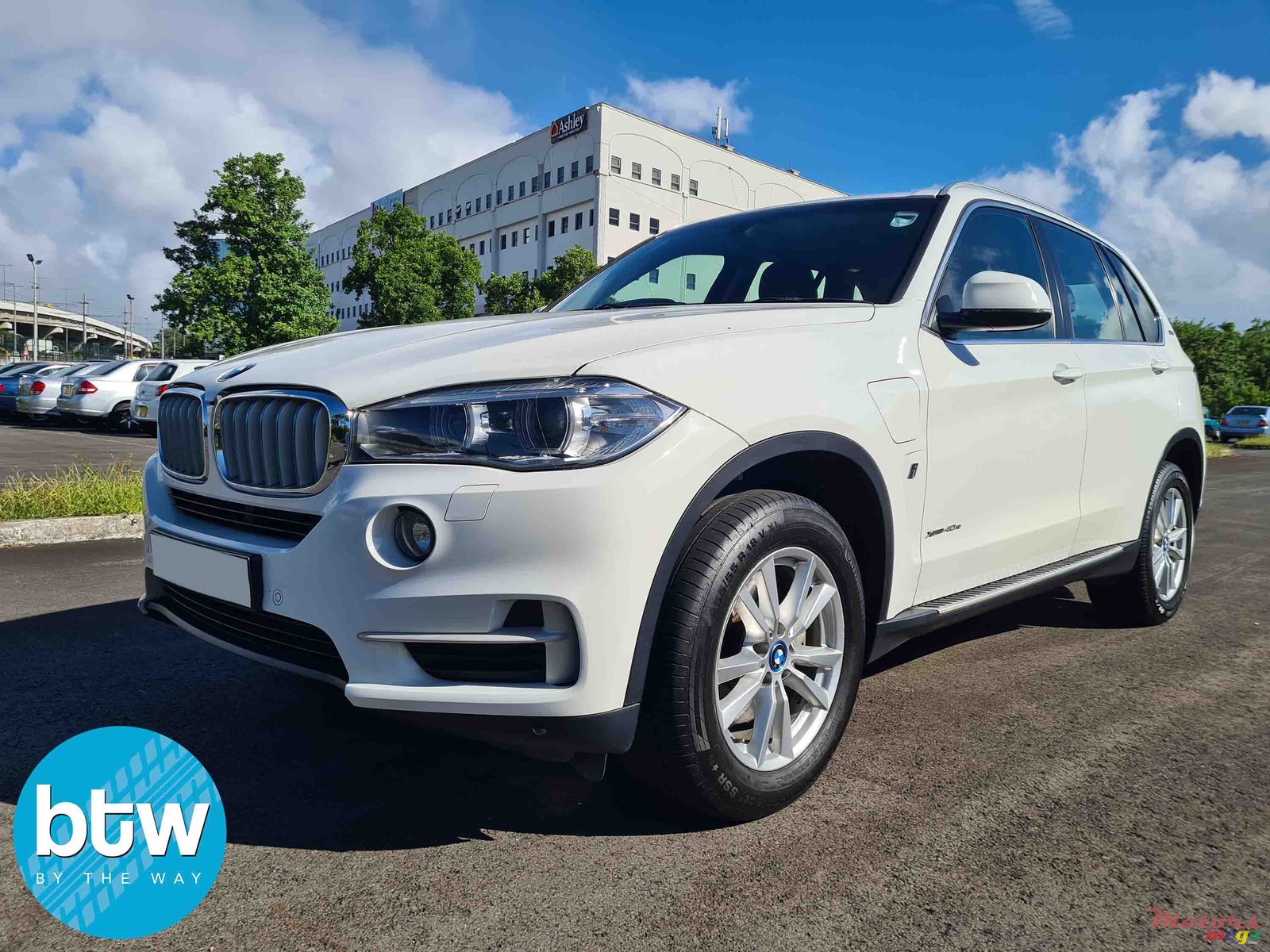 2017' BMW X5 photo #2