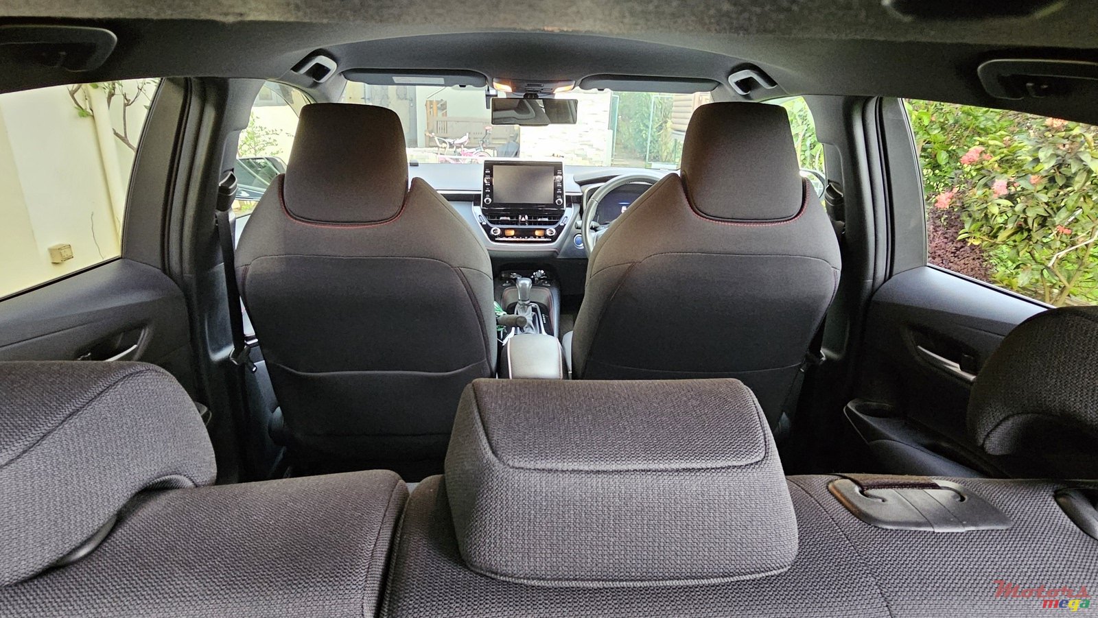 2022' Toyota Corolla photo #5