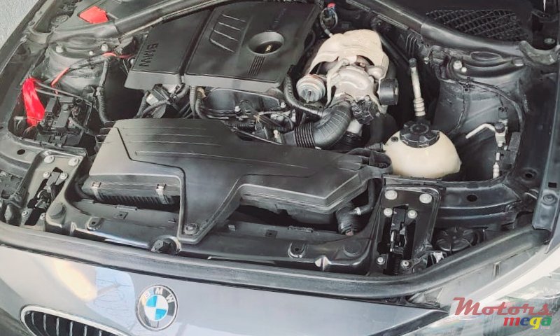 2011' BMW 116 photo #6