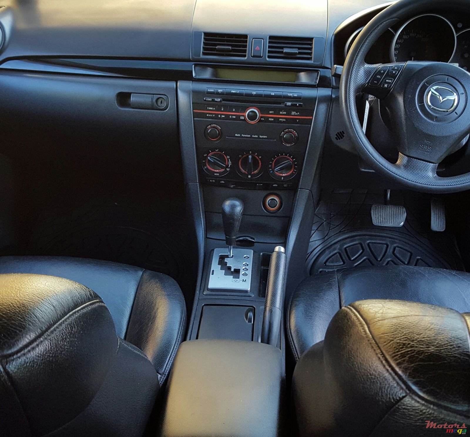 2004' Mazda 3 photo #5