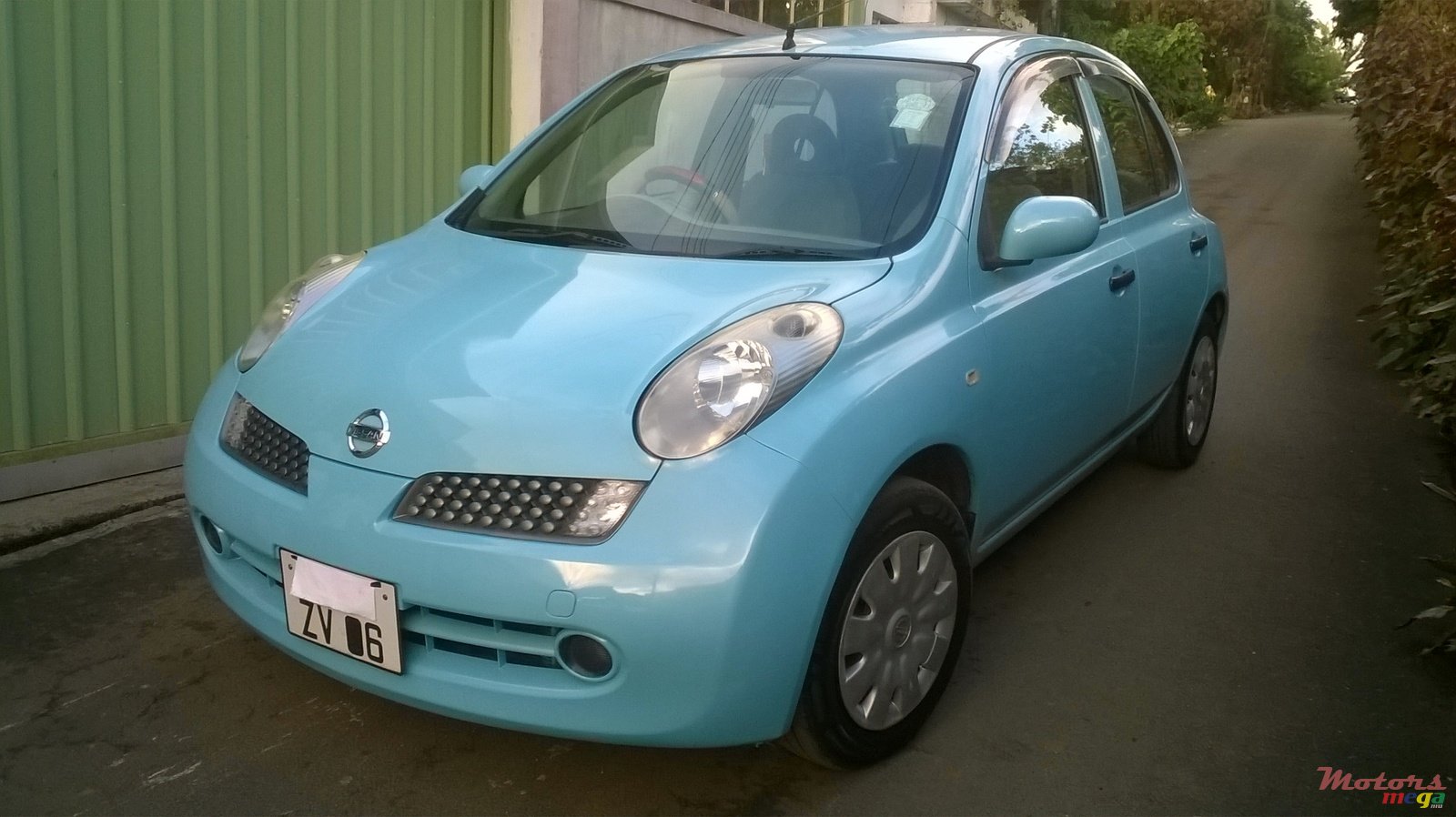 2006' Nissan Ak12 photo #1