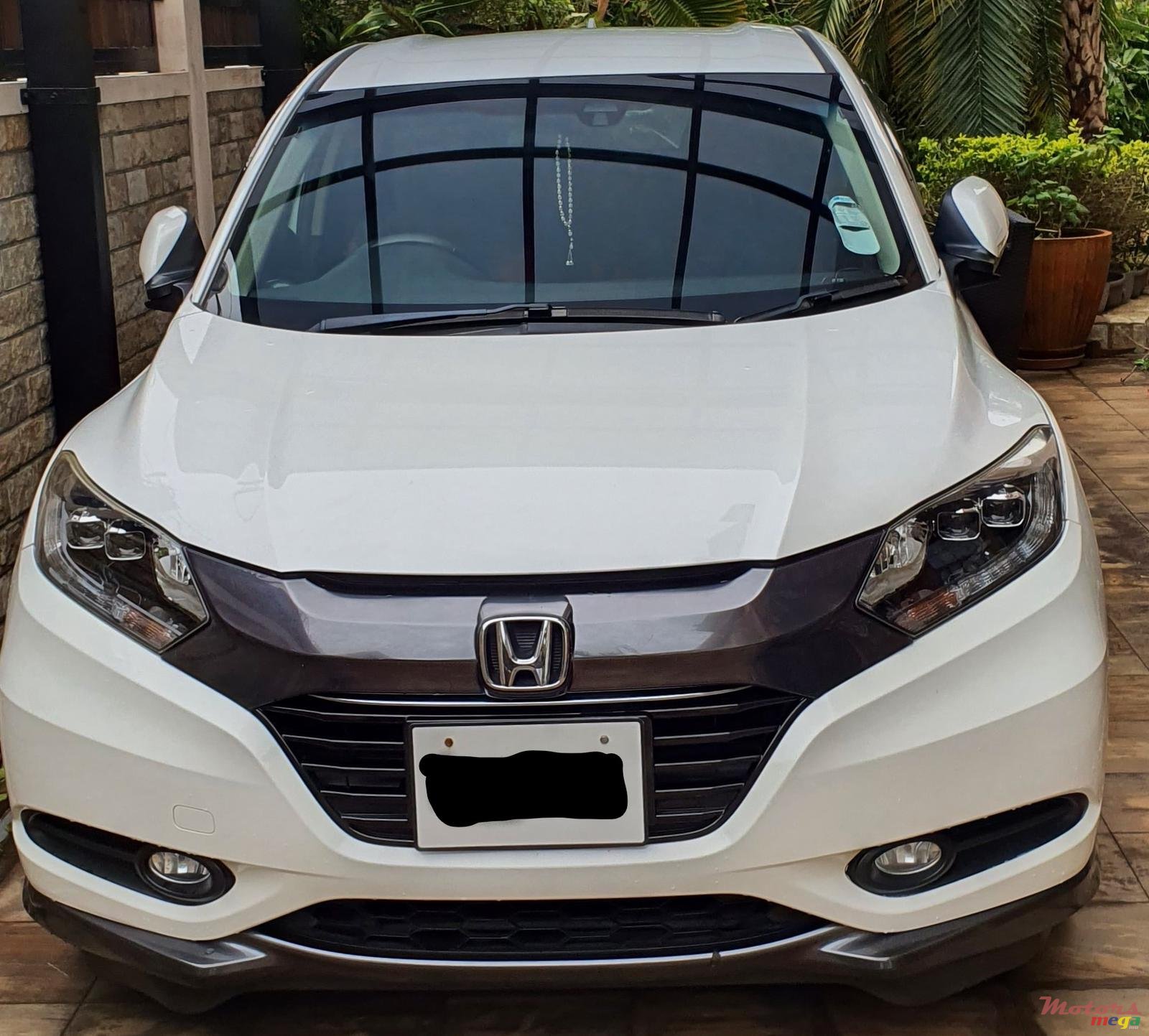 2014' Honda VLX Vezel photo #4