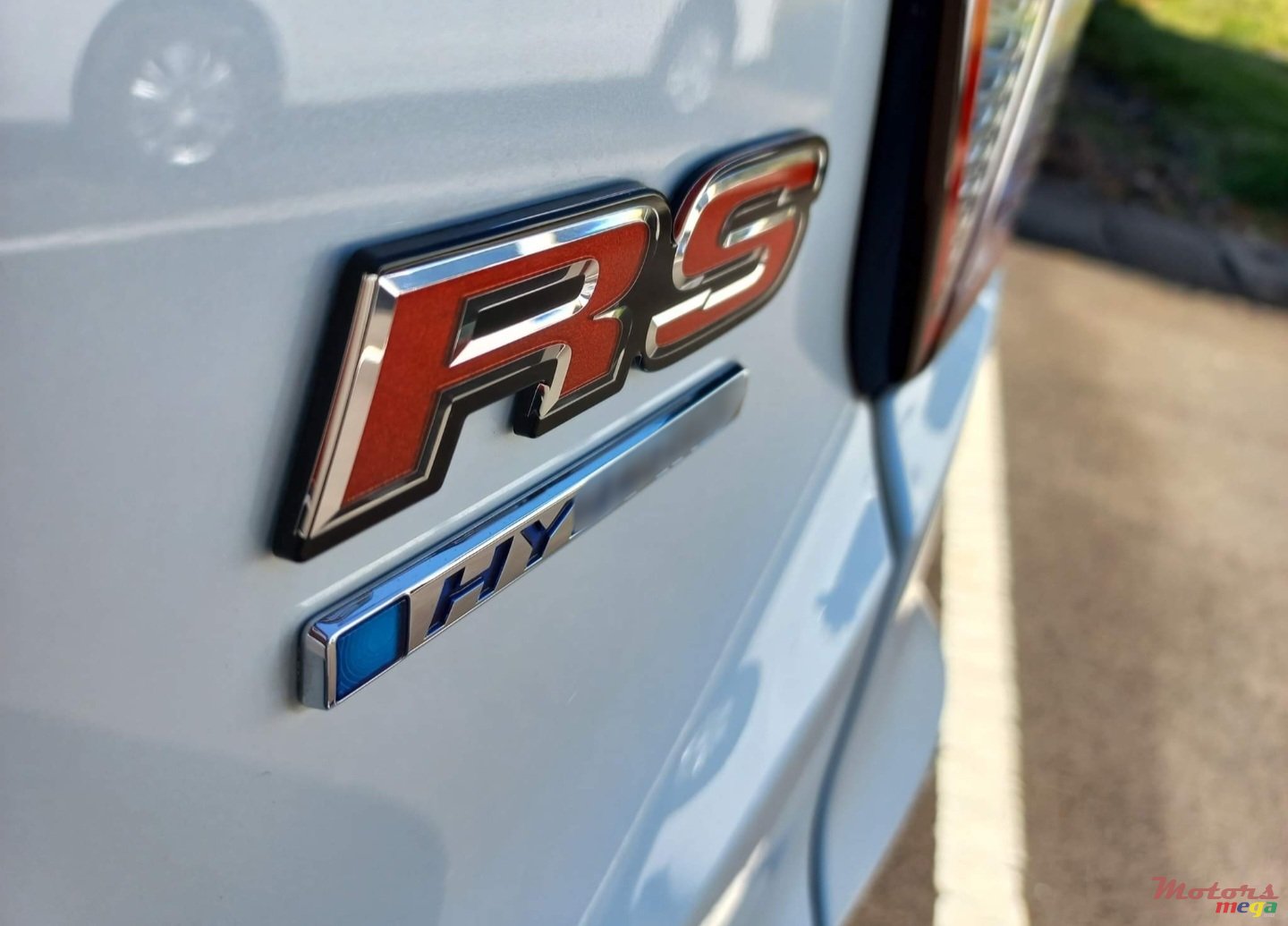 2018' Honda HR-V Model RS photo #4