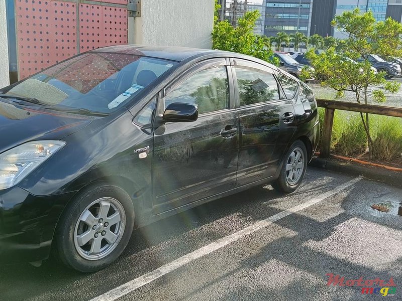 2010' Toyota Prius 1.5 Hybrid Gen 2 photo #3