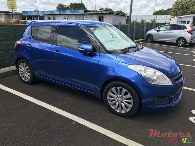 2011' Suzuki Swift None photo #2