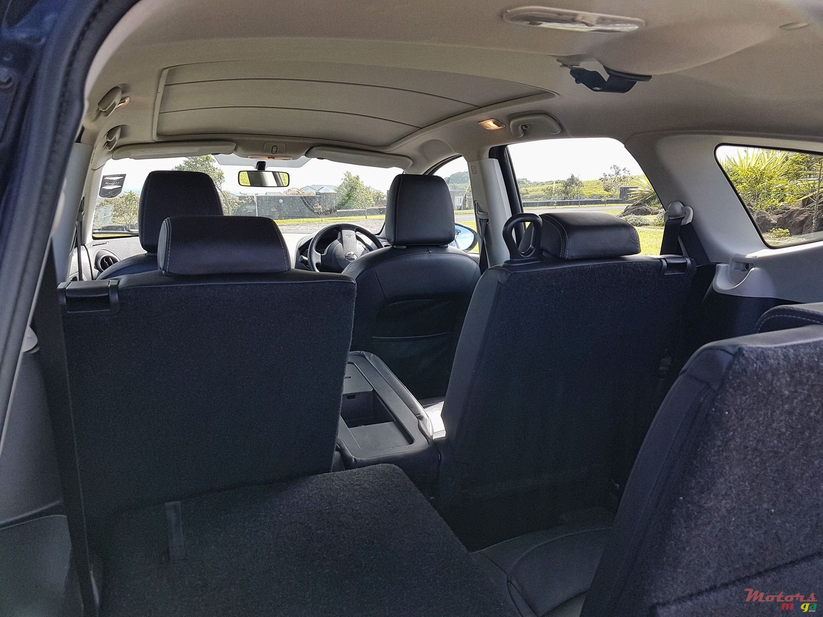 2013' Nissan Qashqai+2 photo #5