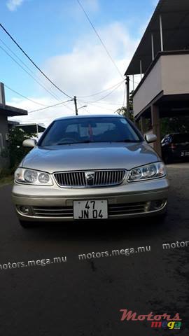2004' Nissan Sunny N17 photo #1