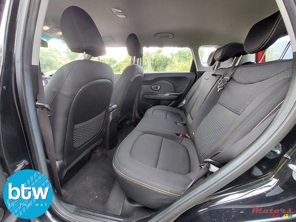 2016' Kia Soul photo #5