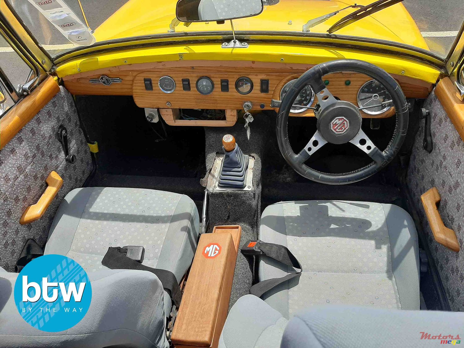 1972' MG Midget photo #6