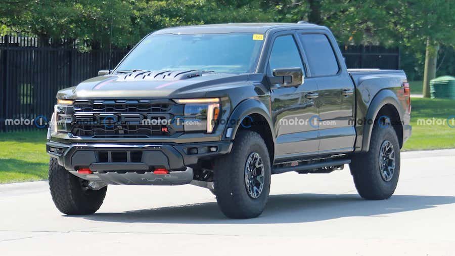 2024 Ford F150 Raptor R Unofficially Revealed In New Spy Photos