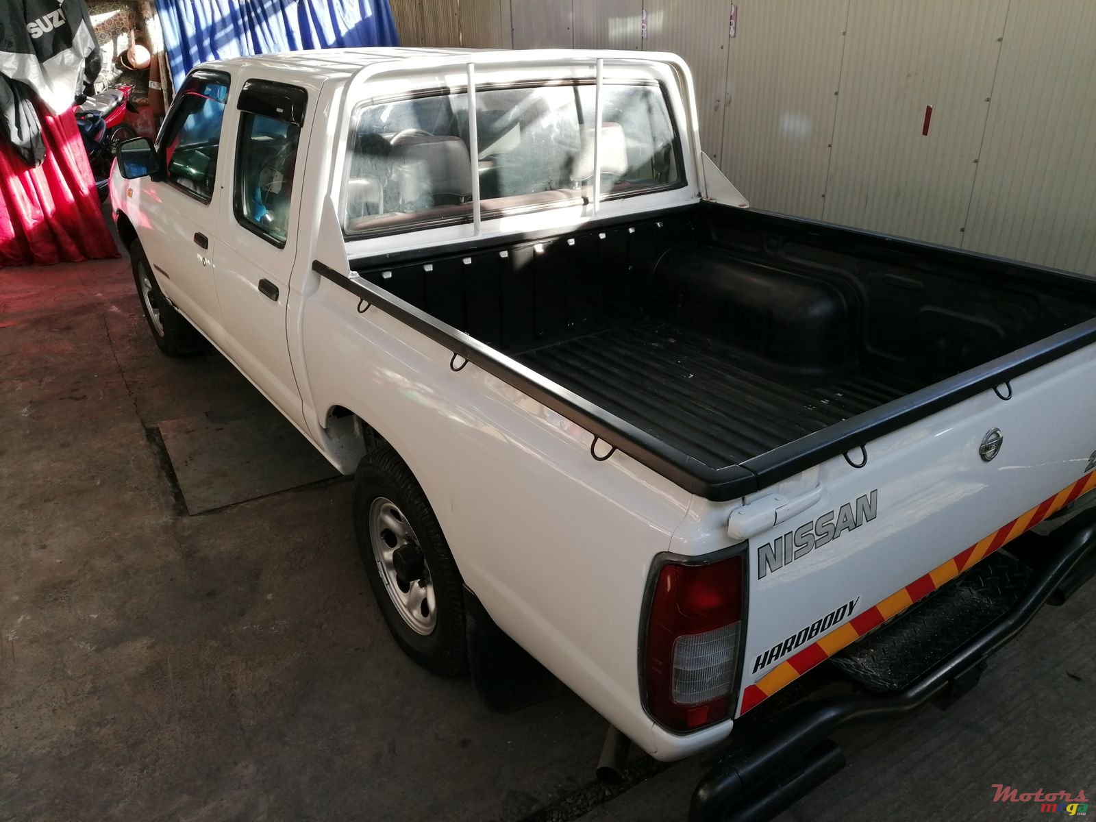 2000' Nissan Hardbody TD27 photo #3