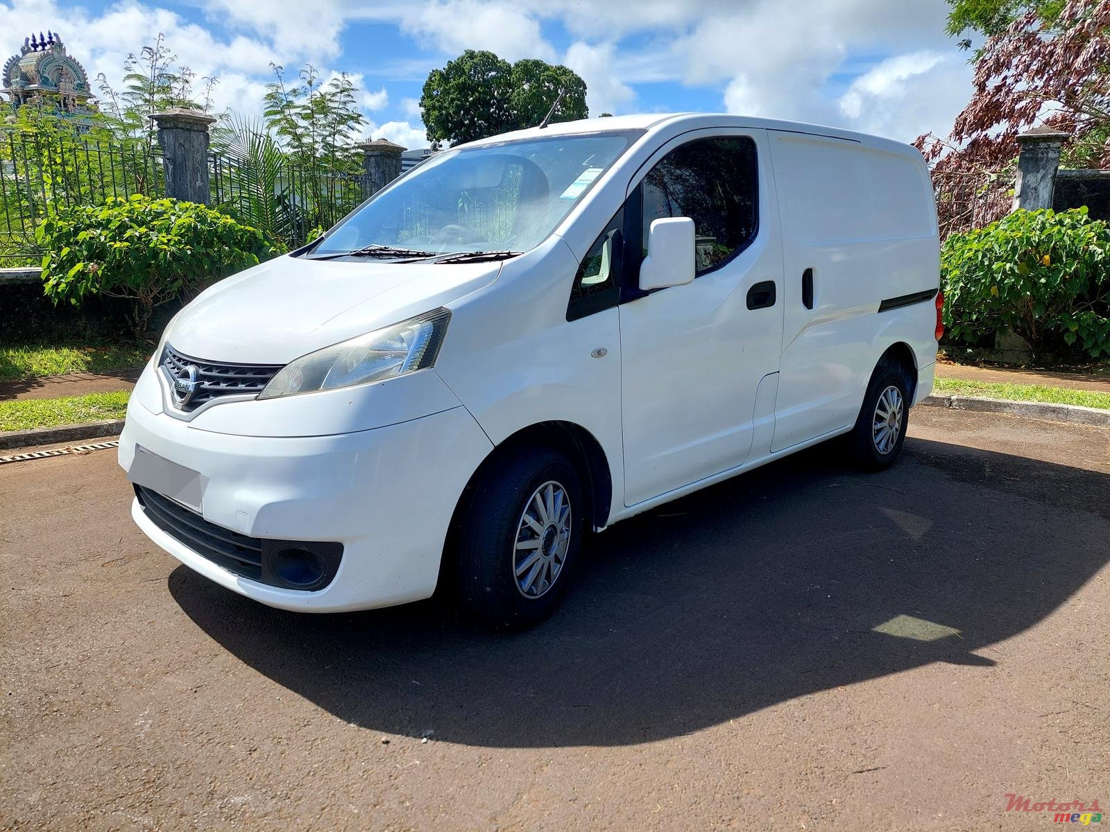 2017' Nissan NV NV200 photo #3