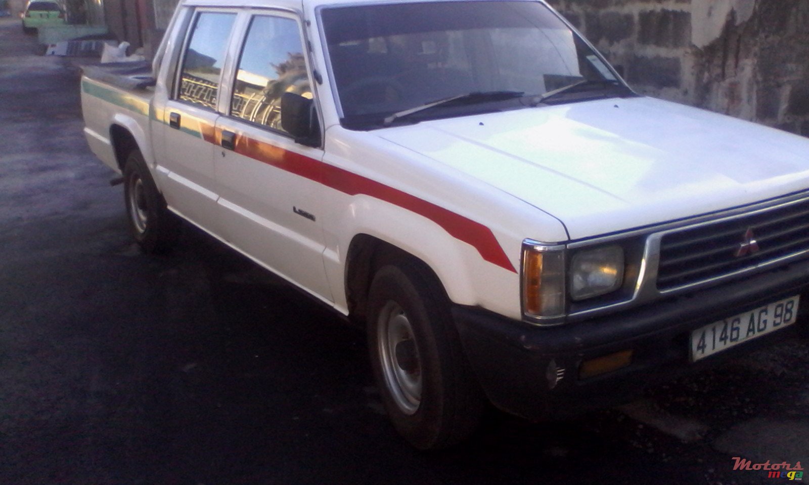 1998' Mitsubishi L 200 photo #1