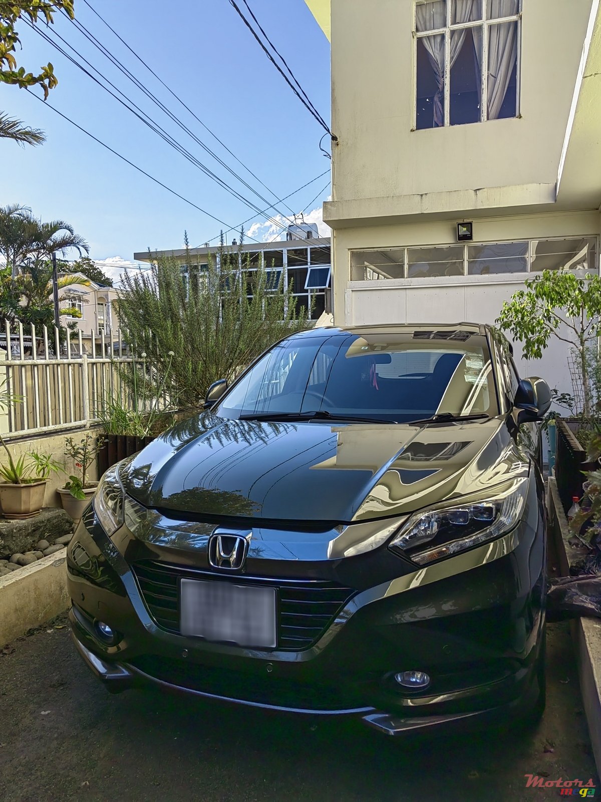2014' Honda Vezel Hybrid photo #3