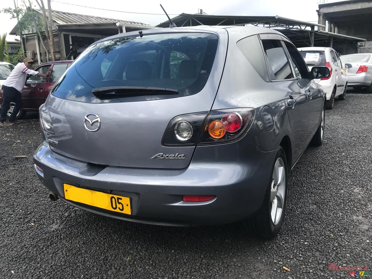 2005' Mazda 3 photo #3