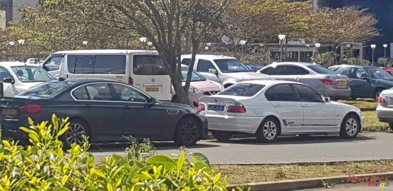 2002' BMW 320 E46 photo #4