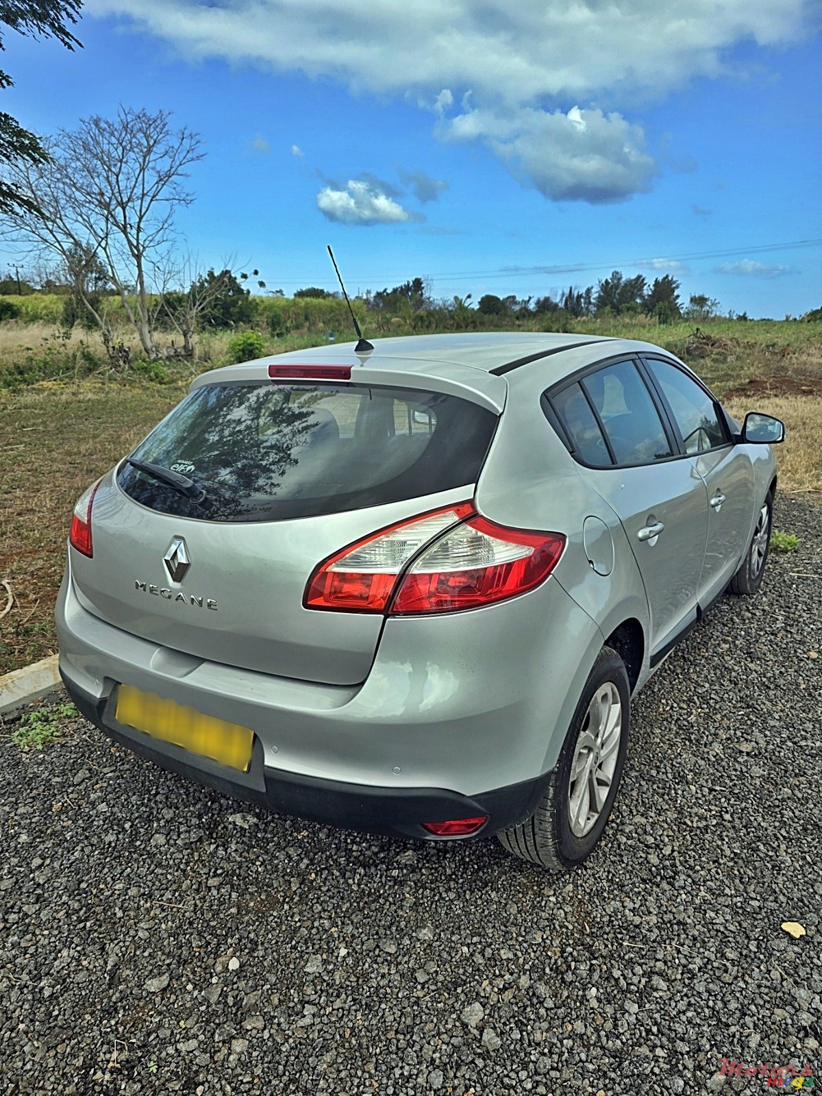 2012' Renault Megane photo #4