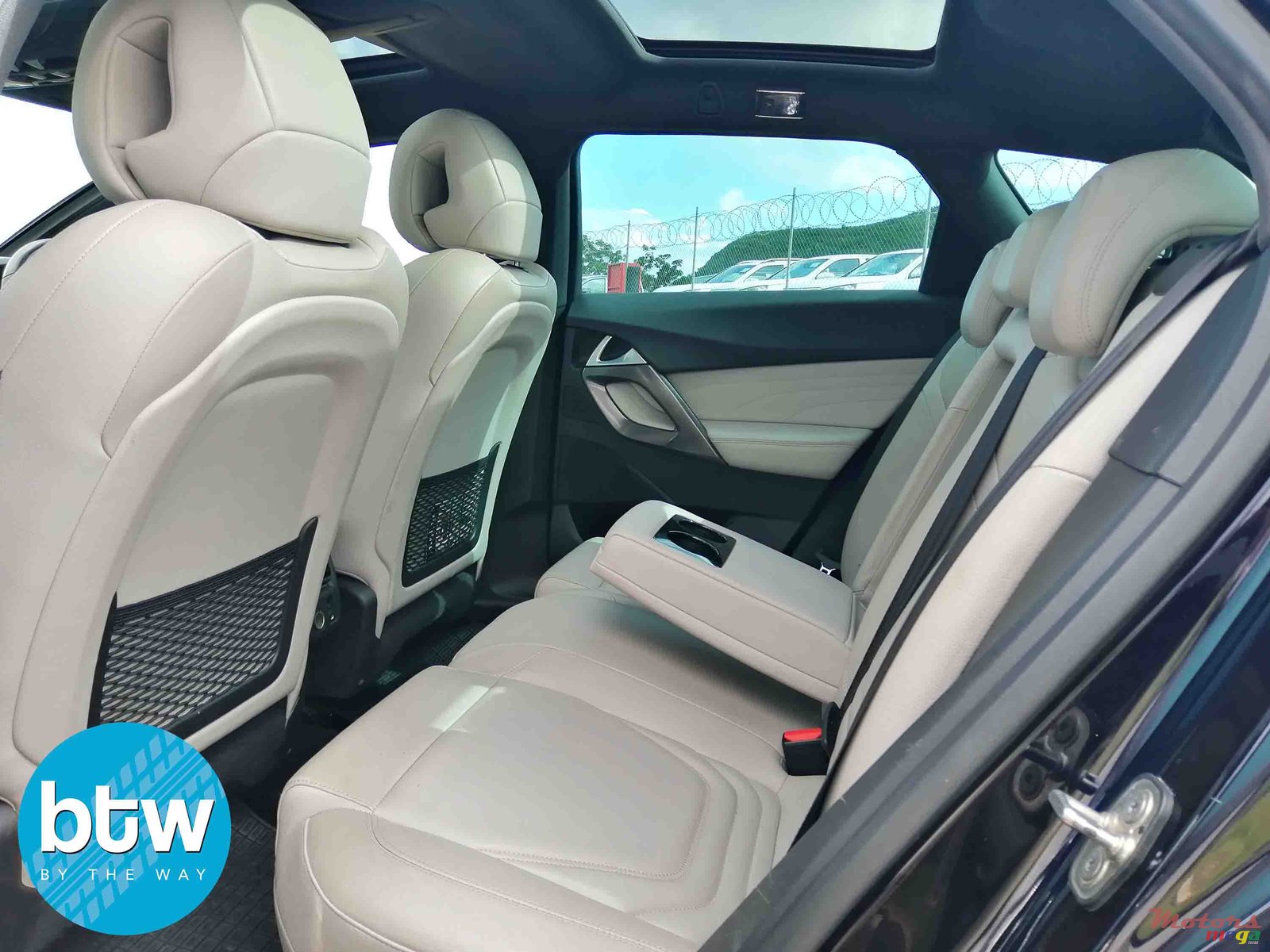 2017' Citroen DS5 photo #4