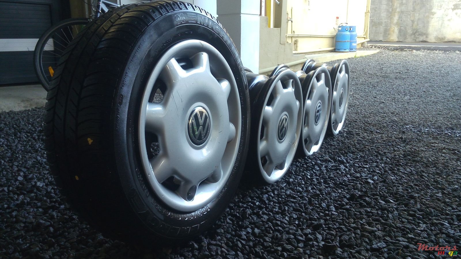 2019' AC 4 jantes +4 chopinettes+1 roue photo #2