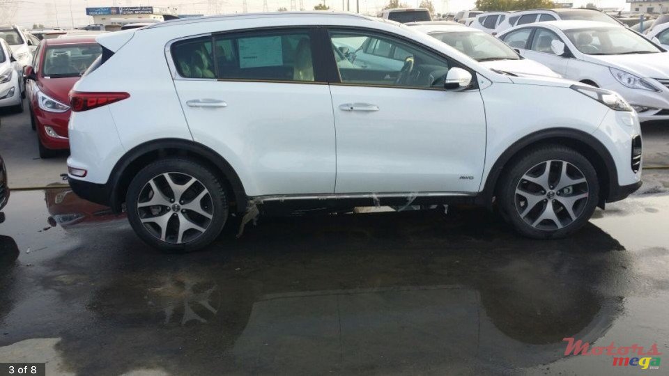 2017' Kia Sportage 1.6T 177HP WHITE photo #1