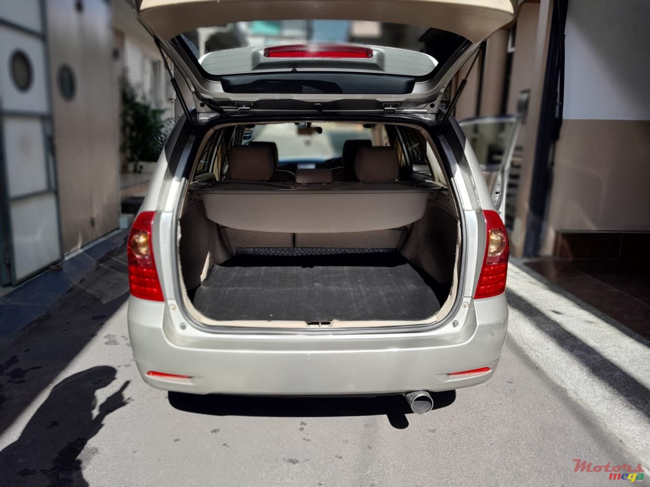 2005' Toyota Corolla FIELDER photo #5