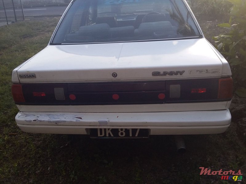 1989' Nissan Sunny photo #5