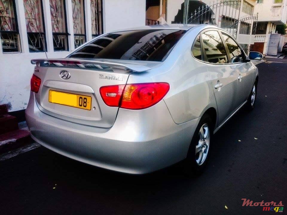 2008' Hyundai Elantra GLS photo #2