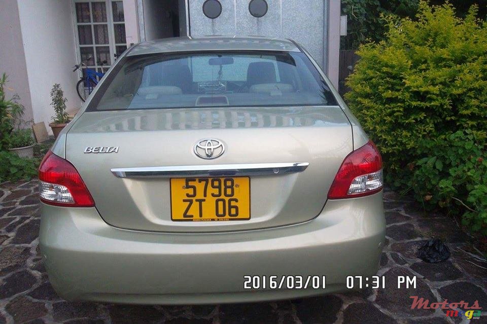 2006' Toyota Corolla Belta photo #4